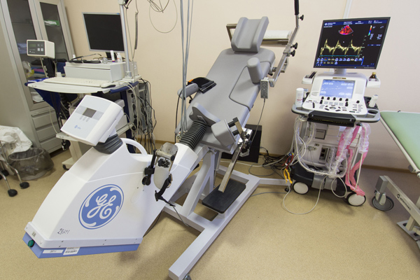 Велоэргометрический комплекс фирмы GE со стресс-системой Cardiosoft, горизонтальный велоэргометр для проведения СТРЕСС-ЭХОКГ